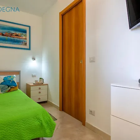 Clicksardegna Brionis Sea View, 7 Bedrooms, 5 Bathrooms And 3 Kitchens
