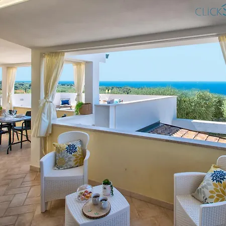 别墅 Clicksardegna Brionis Sea View, 7 Bedrooms, 5 Bathrooms And 3 Kitchens 阿尔盖罗